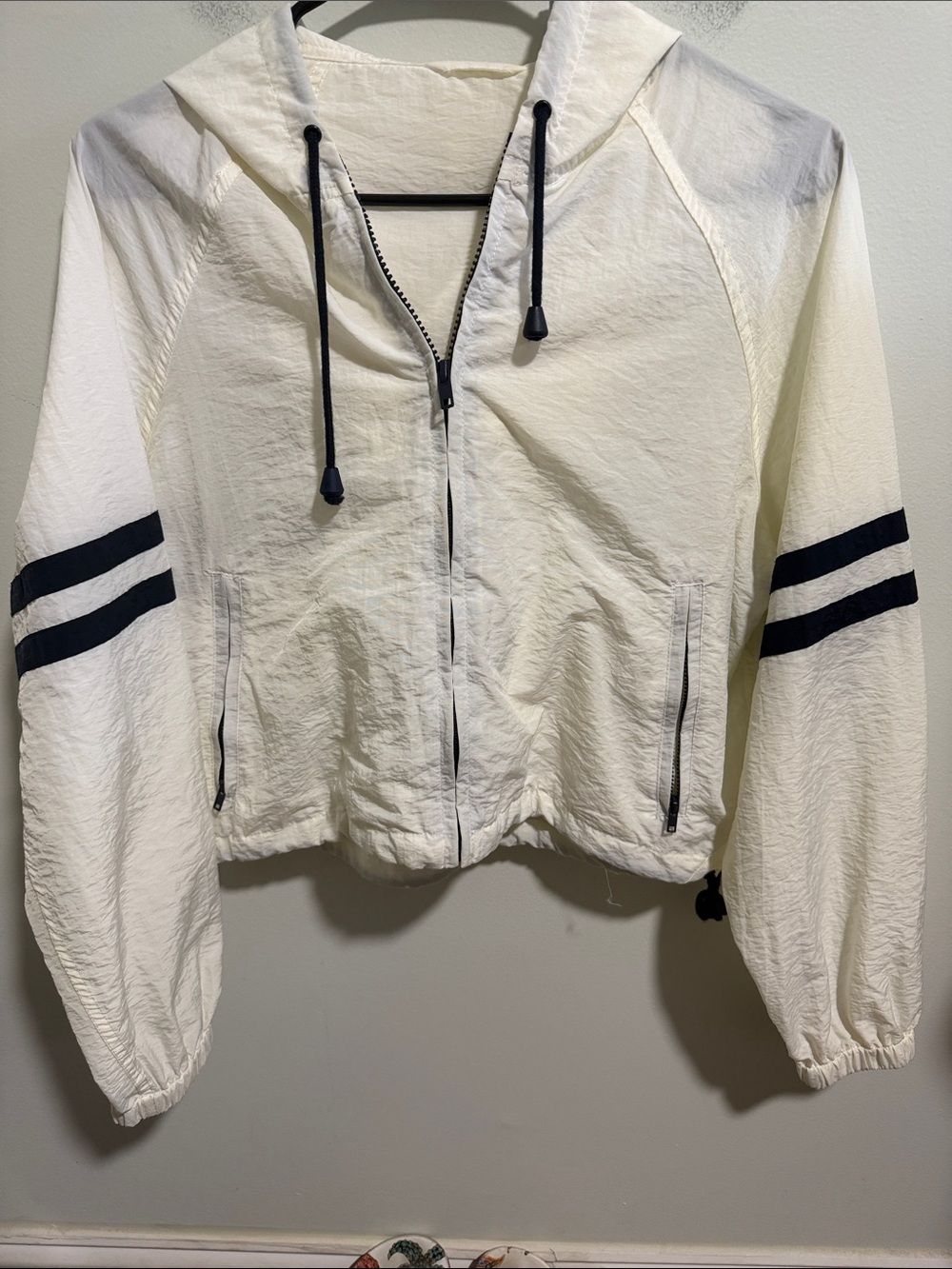Brandy Melville Windbreaker Size Small